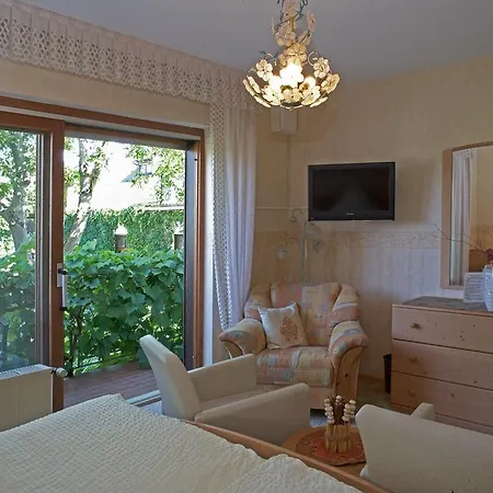 Maischeider Hof Hotel *