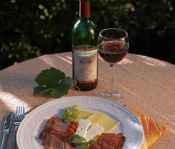 Maischeider Hof Hotel *